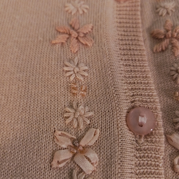 Vintage VG Pink Label Beaded Embroidered Cardigan Sweater | US M - Picture 4 of 8